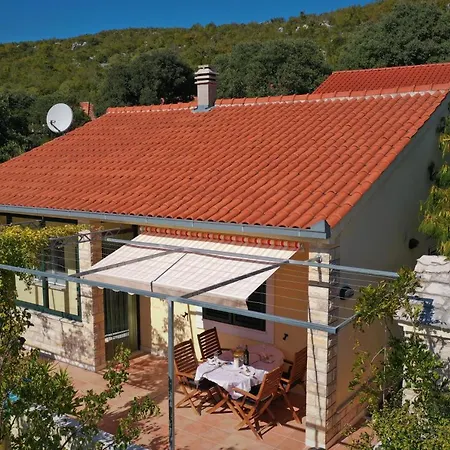 House Lovre Σπίτι διακοπών Prapatnica